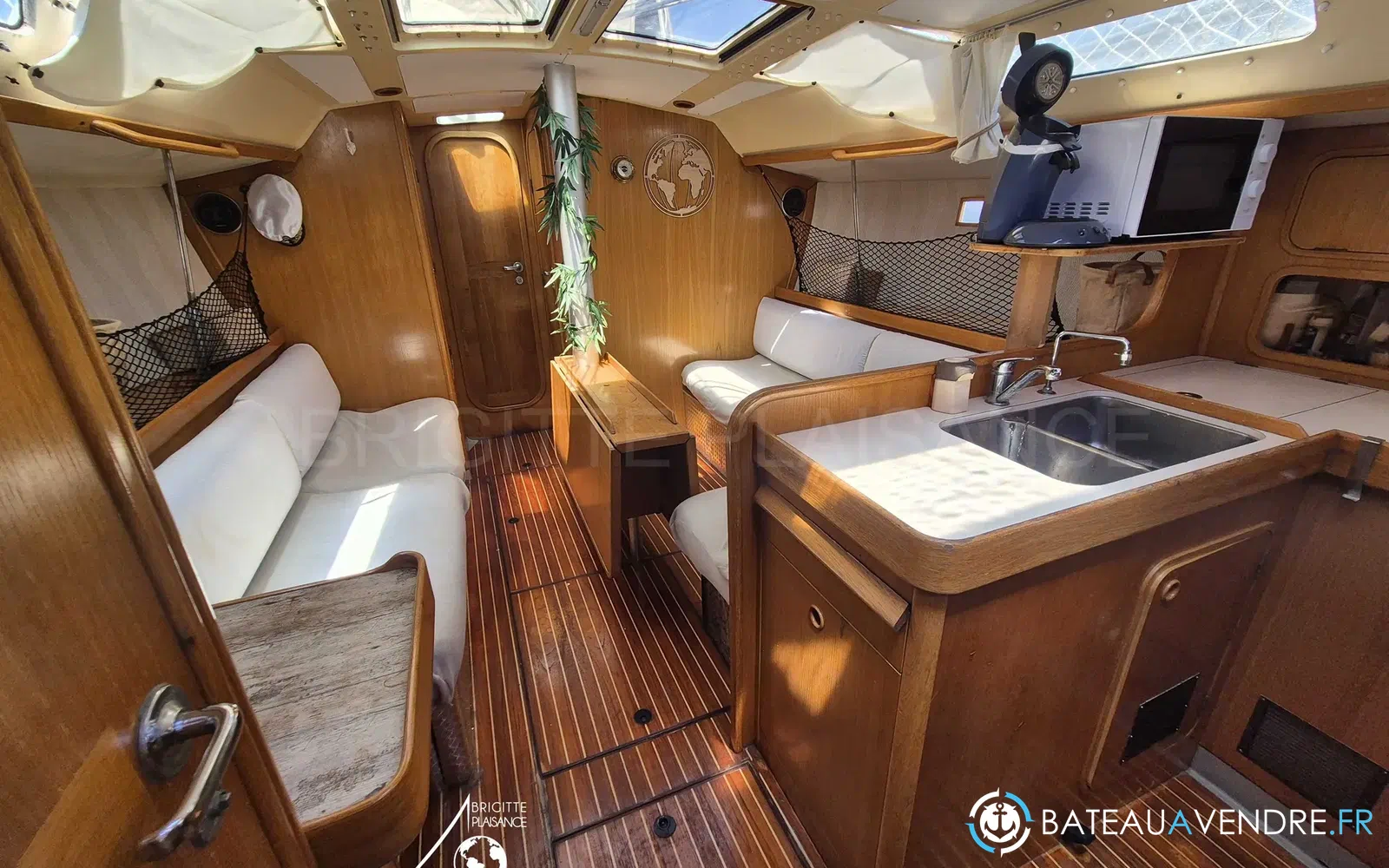 slider 1 Beneteau Oceanis 390