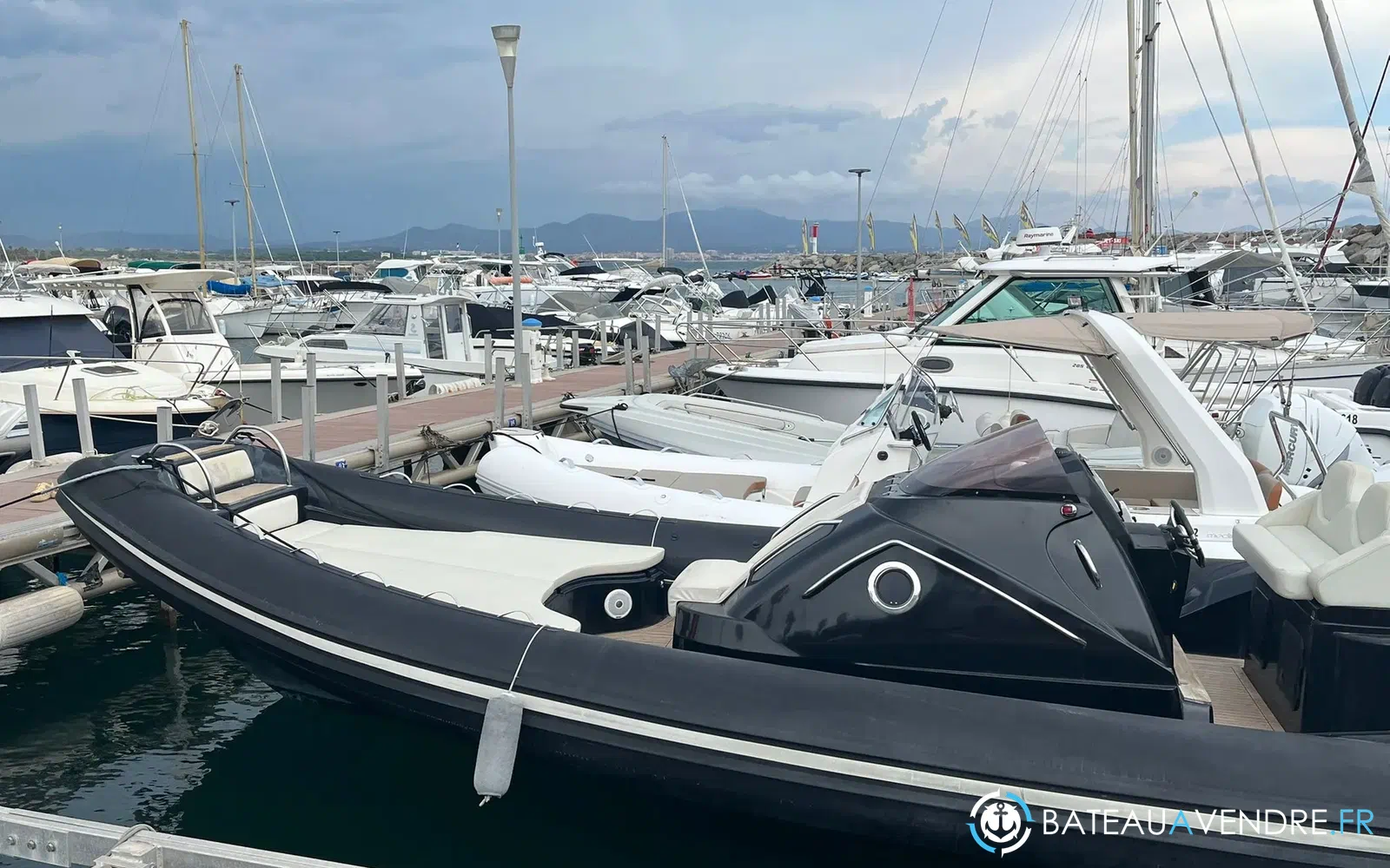 slider 3 Nuova Jolly Prince 35 Cabine