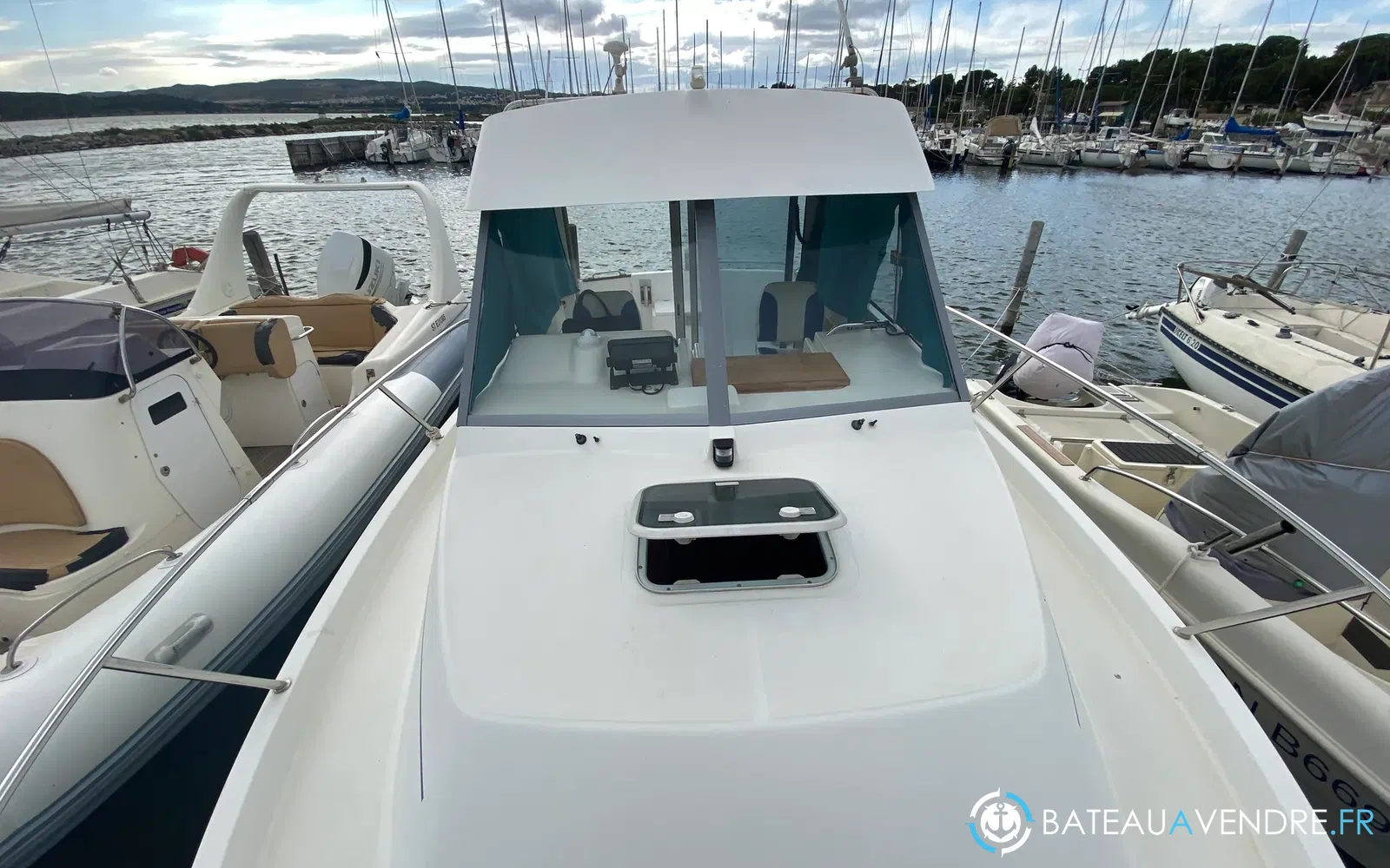 slider 16 Beneteau Antares 655