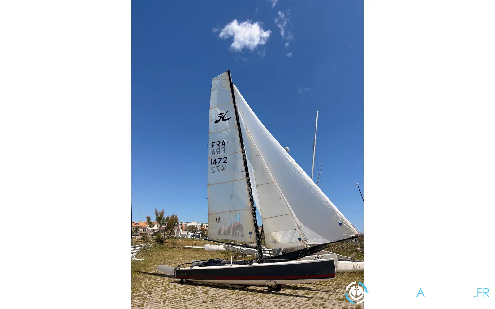 slider 0 Hobie Cat Tiger