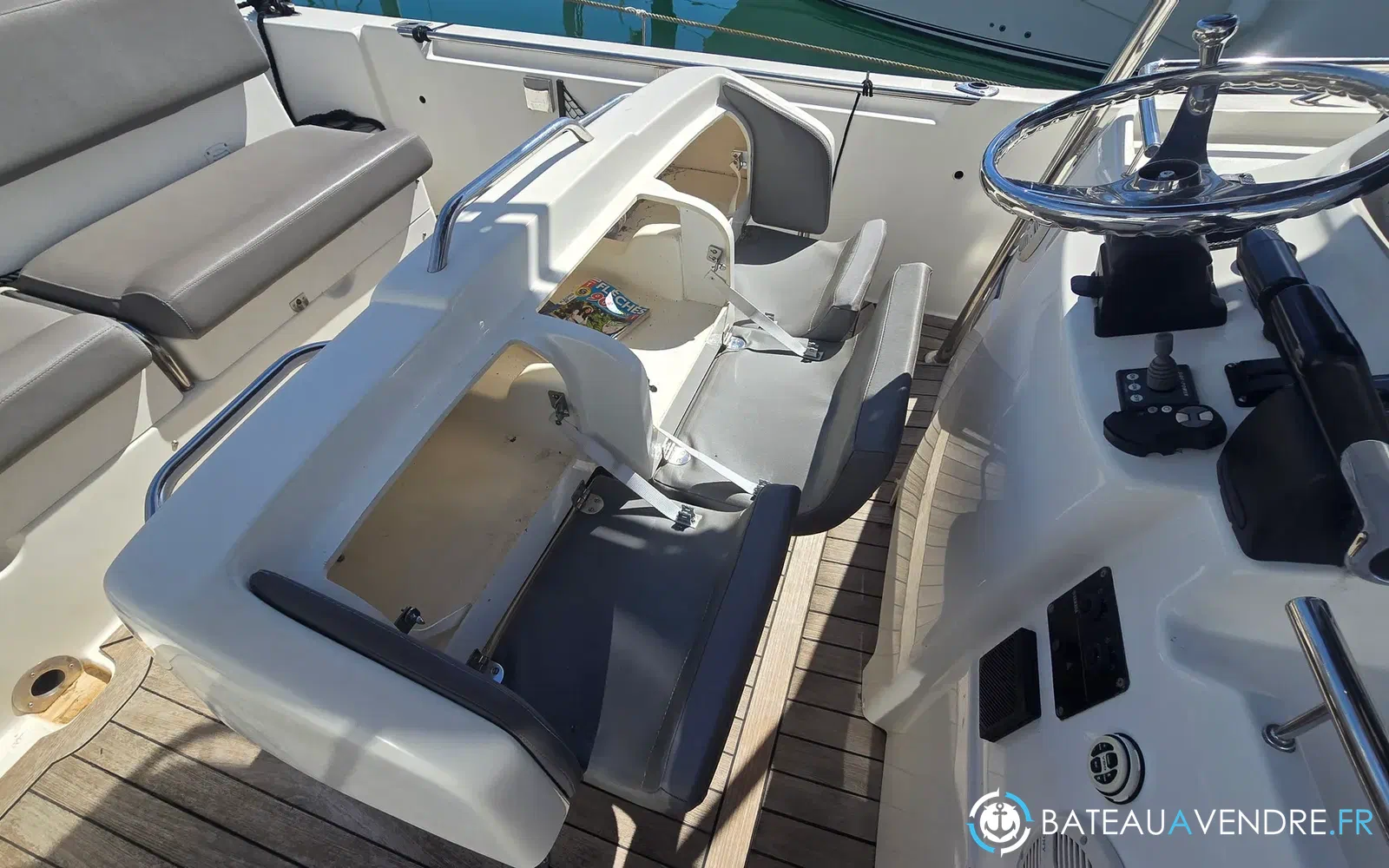 slider 13 Kelt White Shark 285
