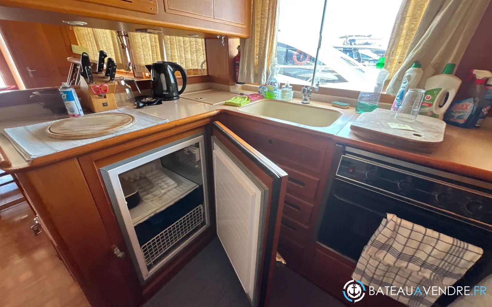 slider 9 Grand Banks 52 Europa