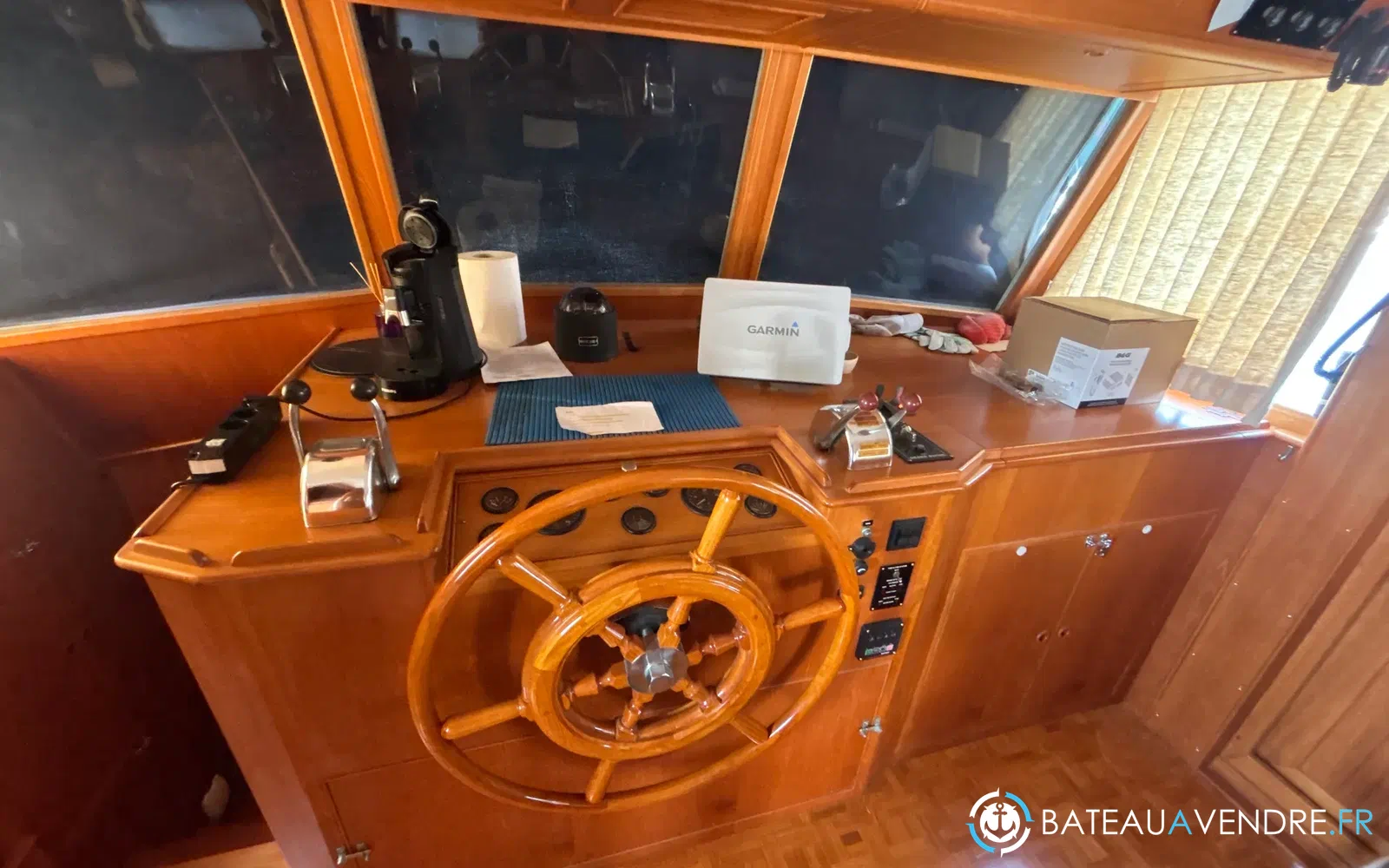 slider 11 Grand Banks 52 Europa