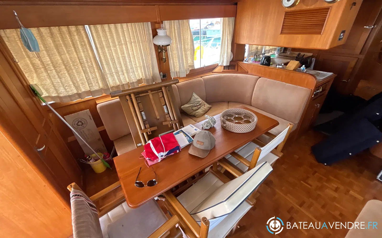 slider 18 Grand Banks 52 Europa