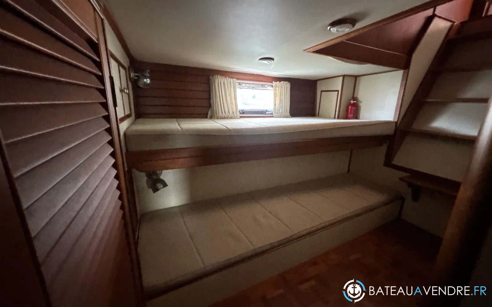 slider 30 Grand Banks 52 Europa