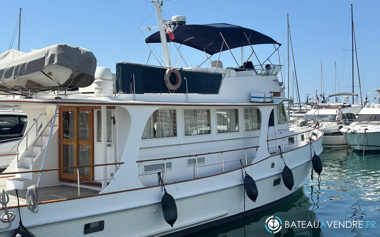 slider 2 Grand Banks 52 Europa