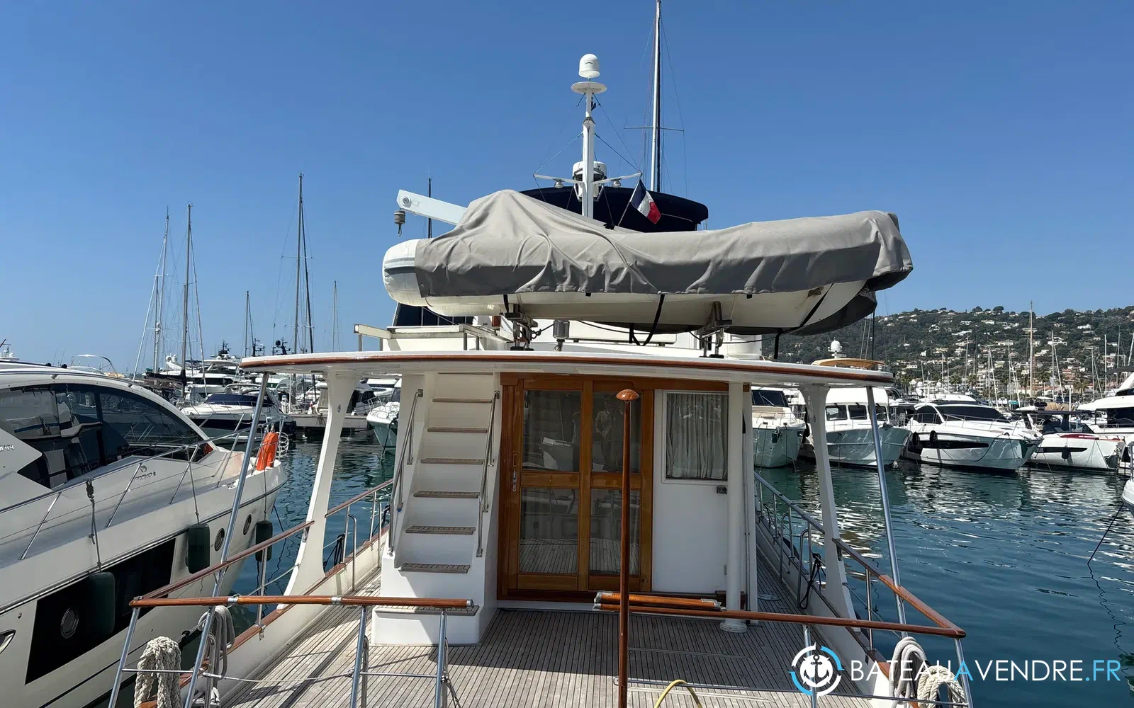 slider 5 Grand Banks 52 Europa