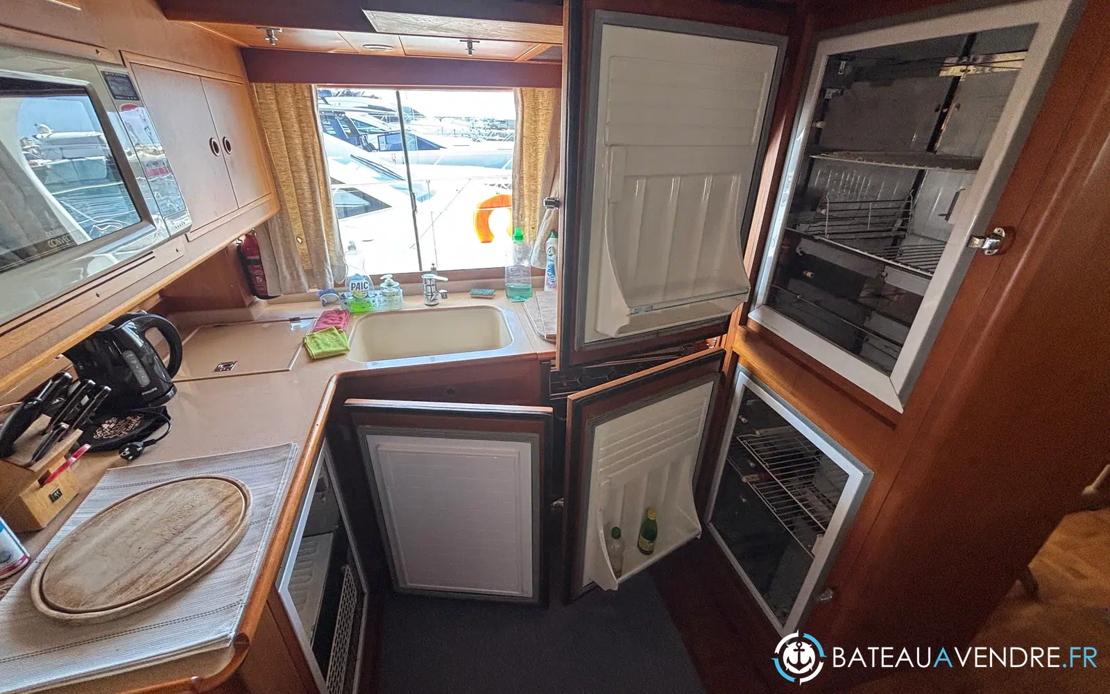 slider 7 Grand Banks 52 Europa