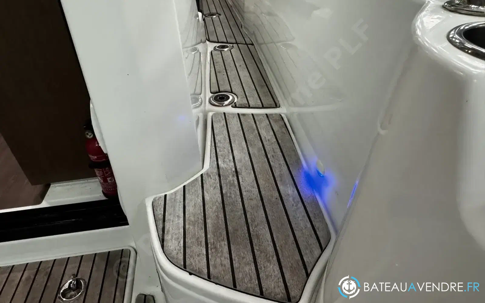 slider 6 Beneteau Antares 9 OB