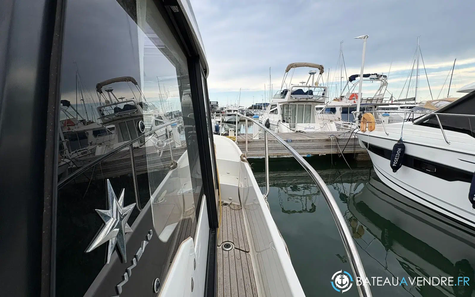slider 4 Jeanneau Merry Fisher 895
