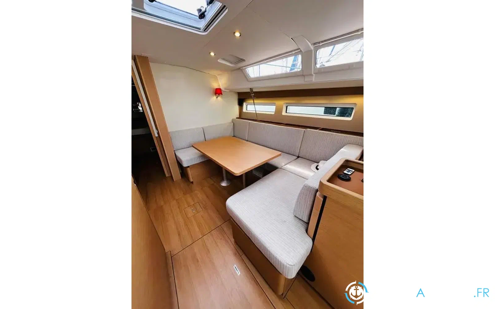 slider 9 Jeanneau Sun Odyssey 490