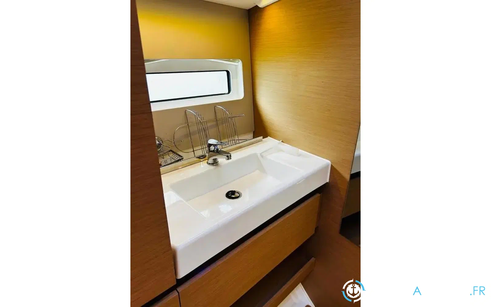 slider 13 Jeanneau Sun Odyssey 490
