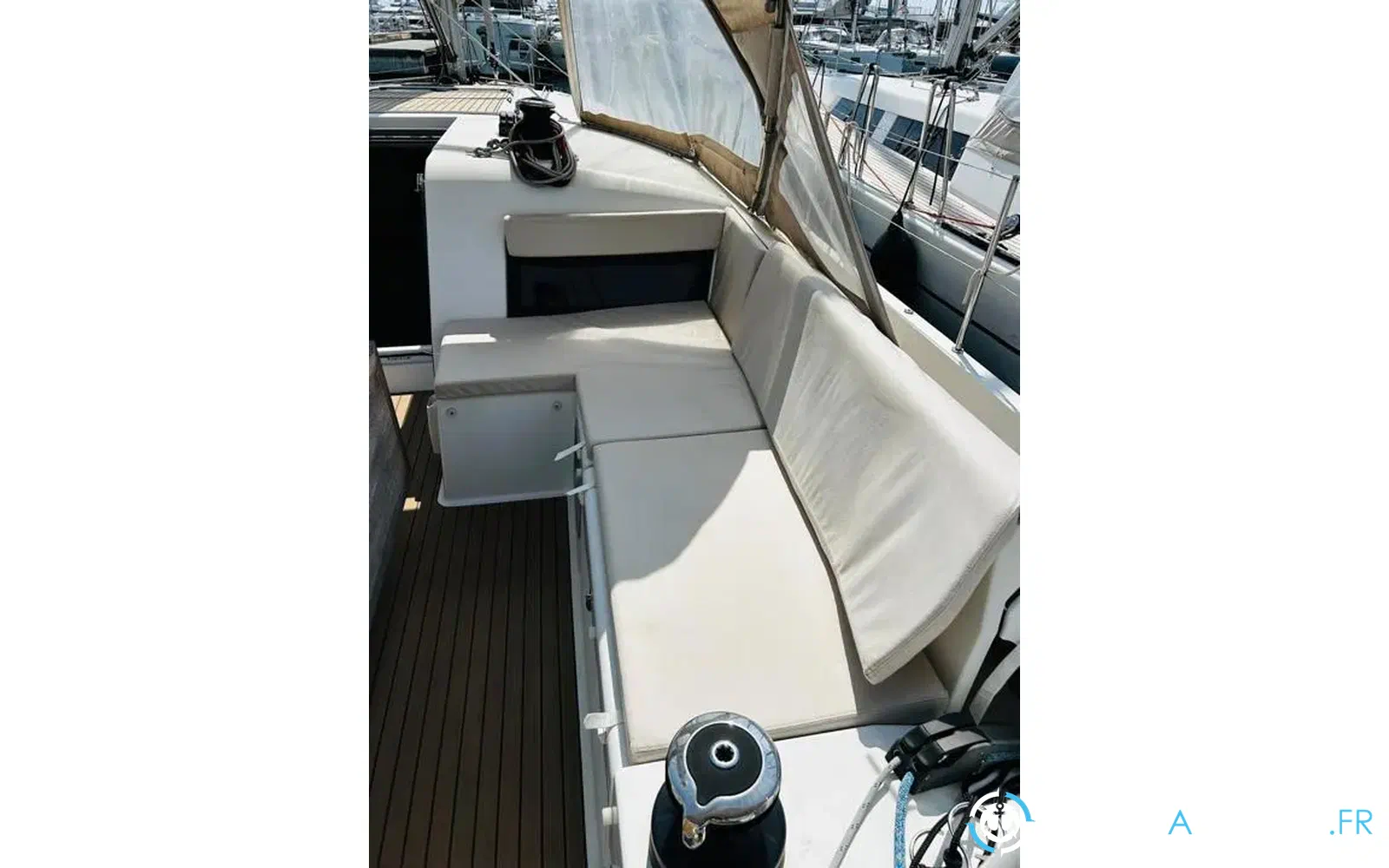 slider 17 Jeanneau Sun Odyssey 490