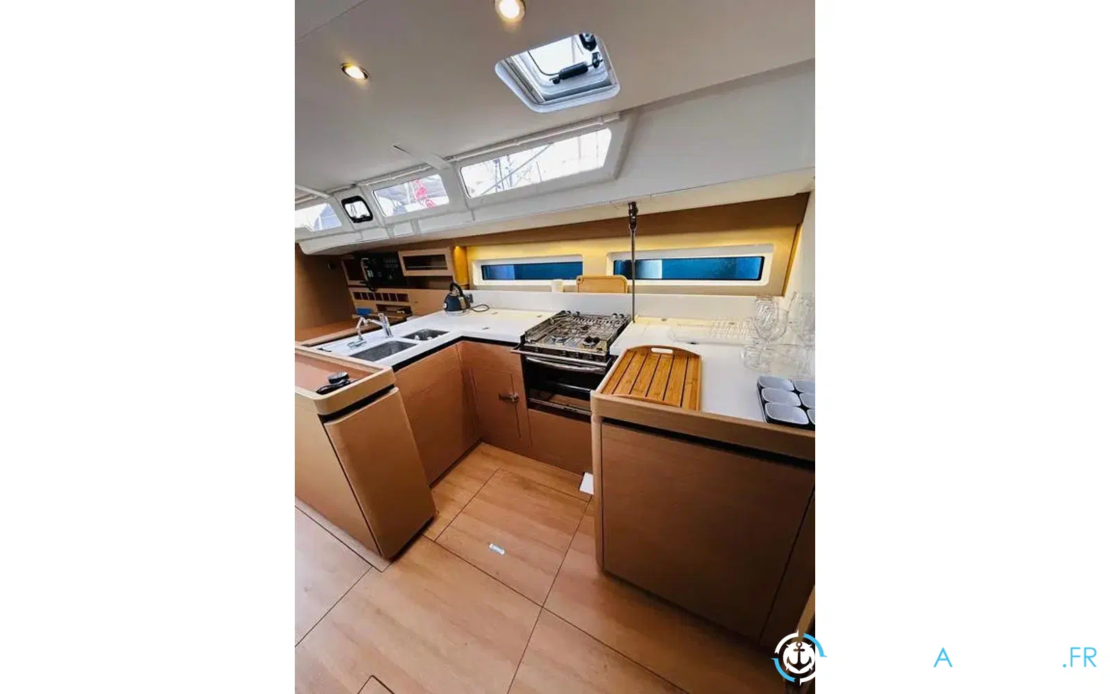 slider 6 Jeanneau Sun Odyssey 490