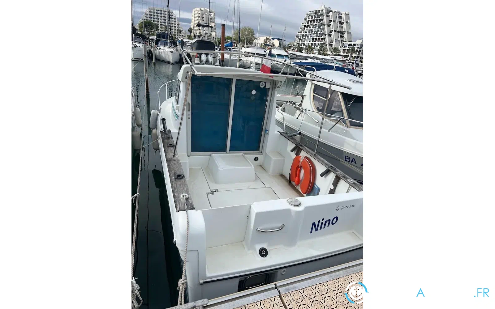 slider 3 Jeanneau Merry Fisher 650