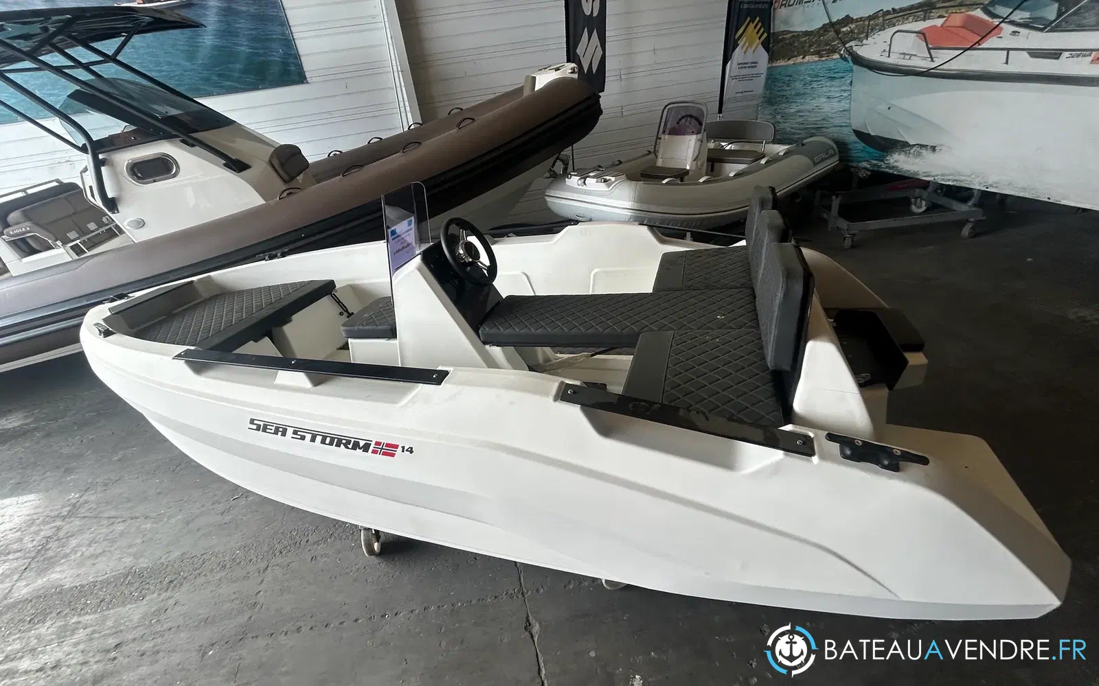 slider 4 Seastorm 14