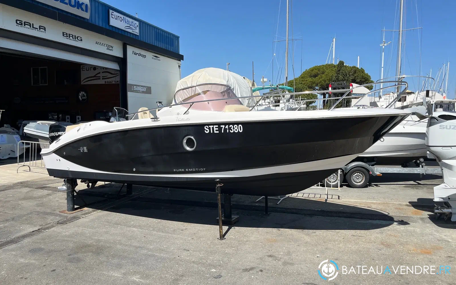 slider 2 Sessa Marine Key Largo 27