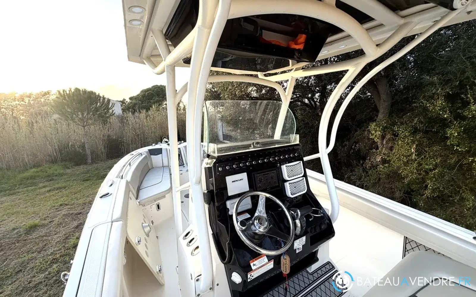 slider 12 Wellcraft Fisherman 242