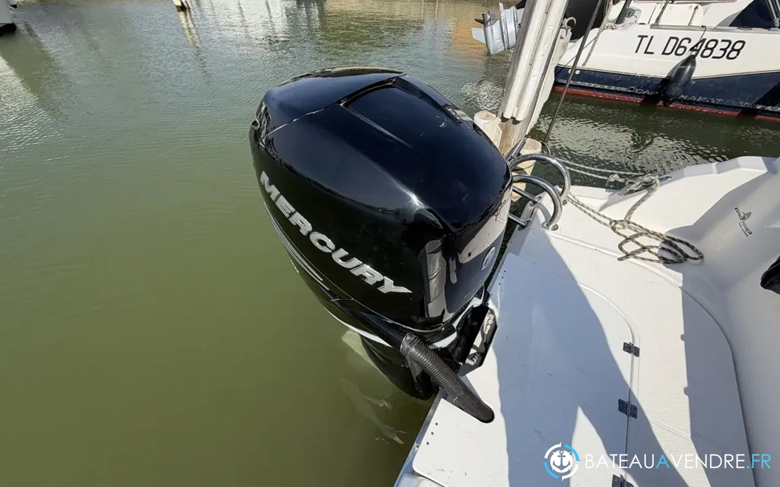 slider 17 Wellcraft Fisherman 242
