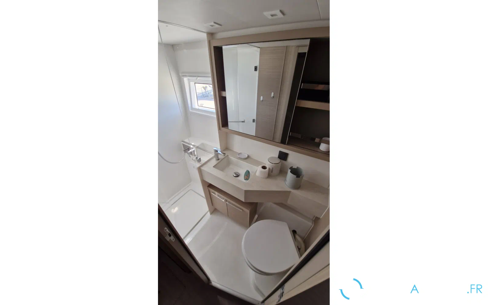 slider 12 Lagoon 46