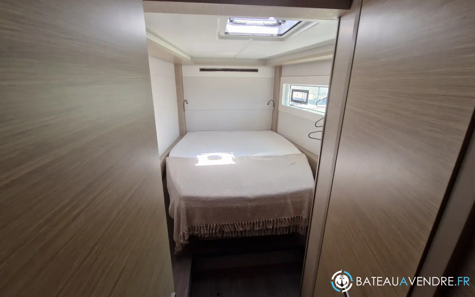 slider 13 Lagoon 46