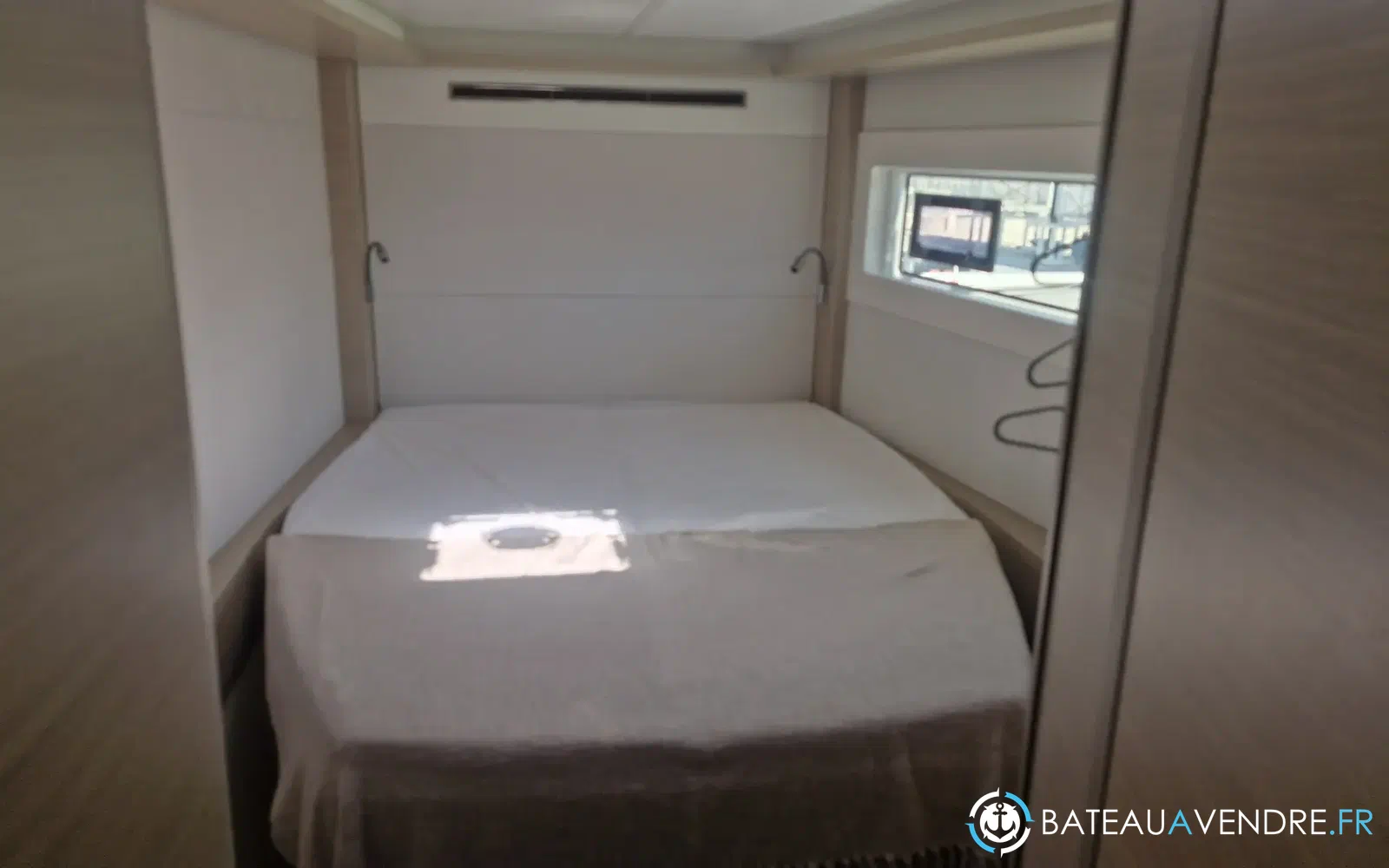 slider 14 Lagoon 46