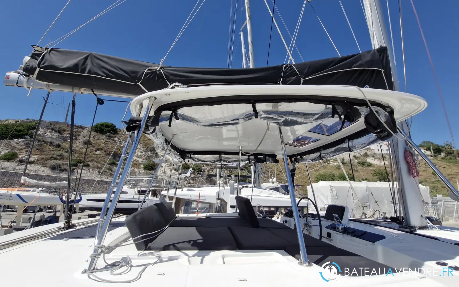 slider 27 Lagoon 46
