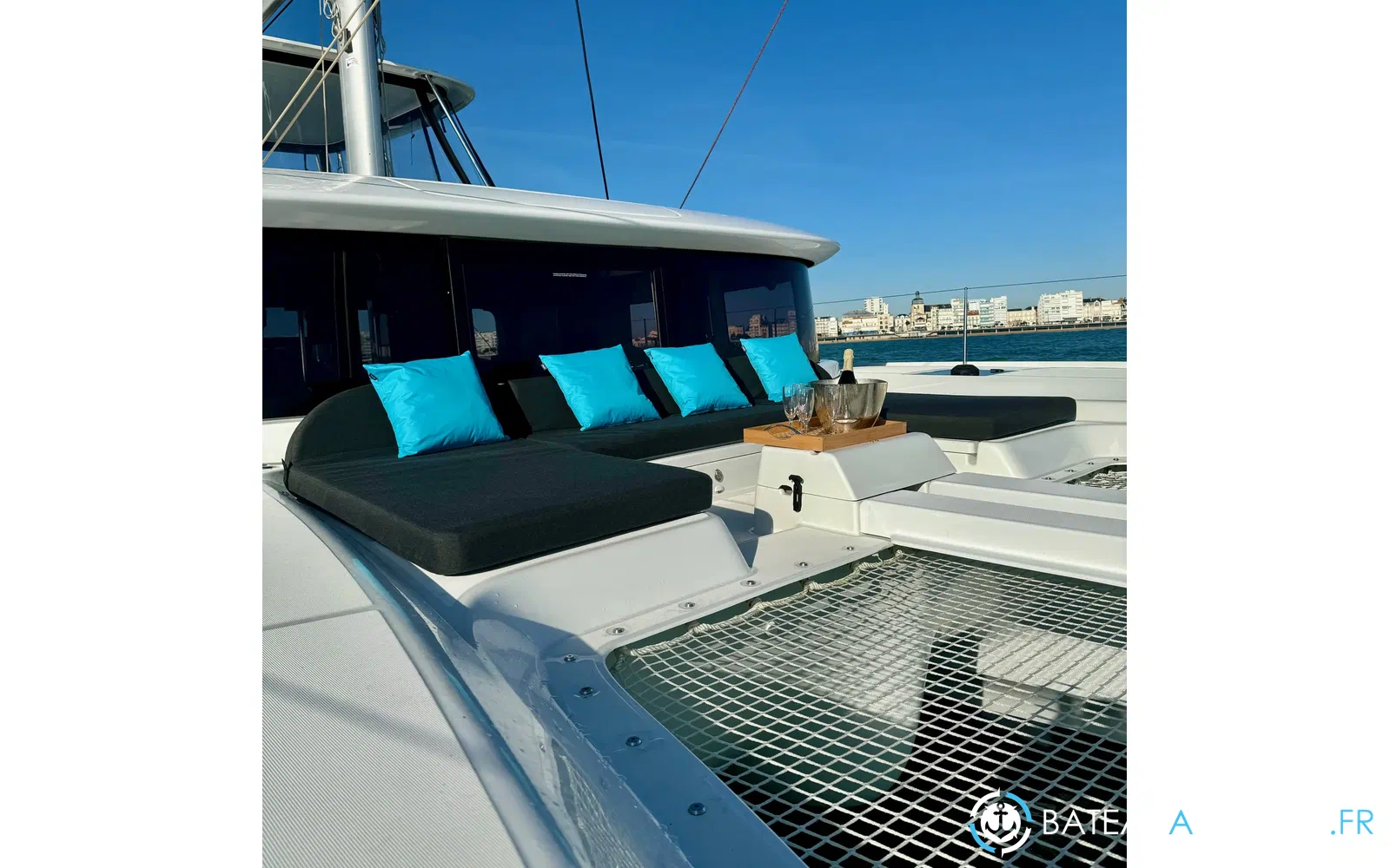 slider 2 Lagoon 46