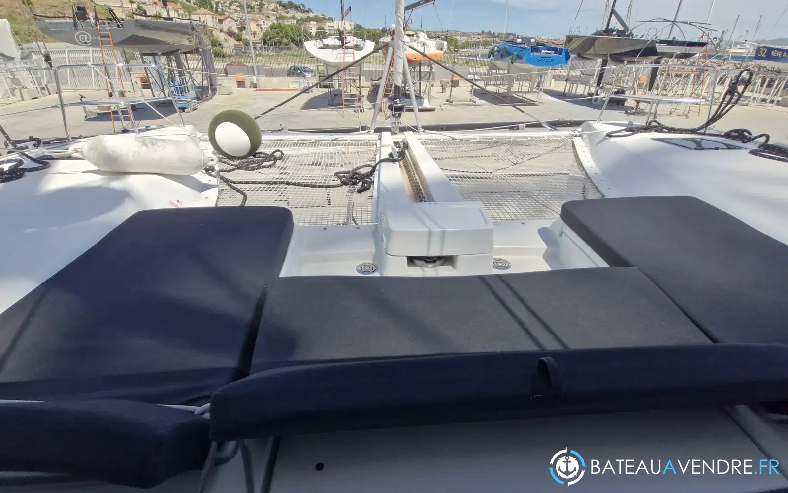 slider 37 Lagoon 46