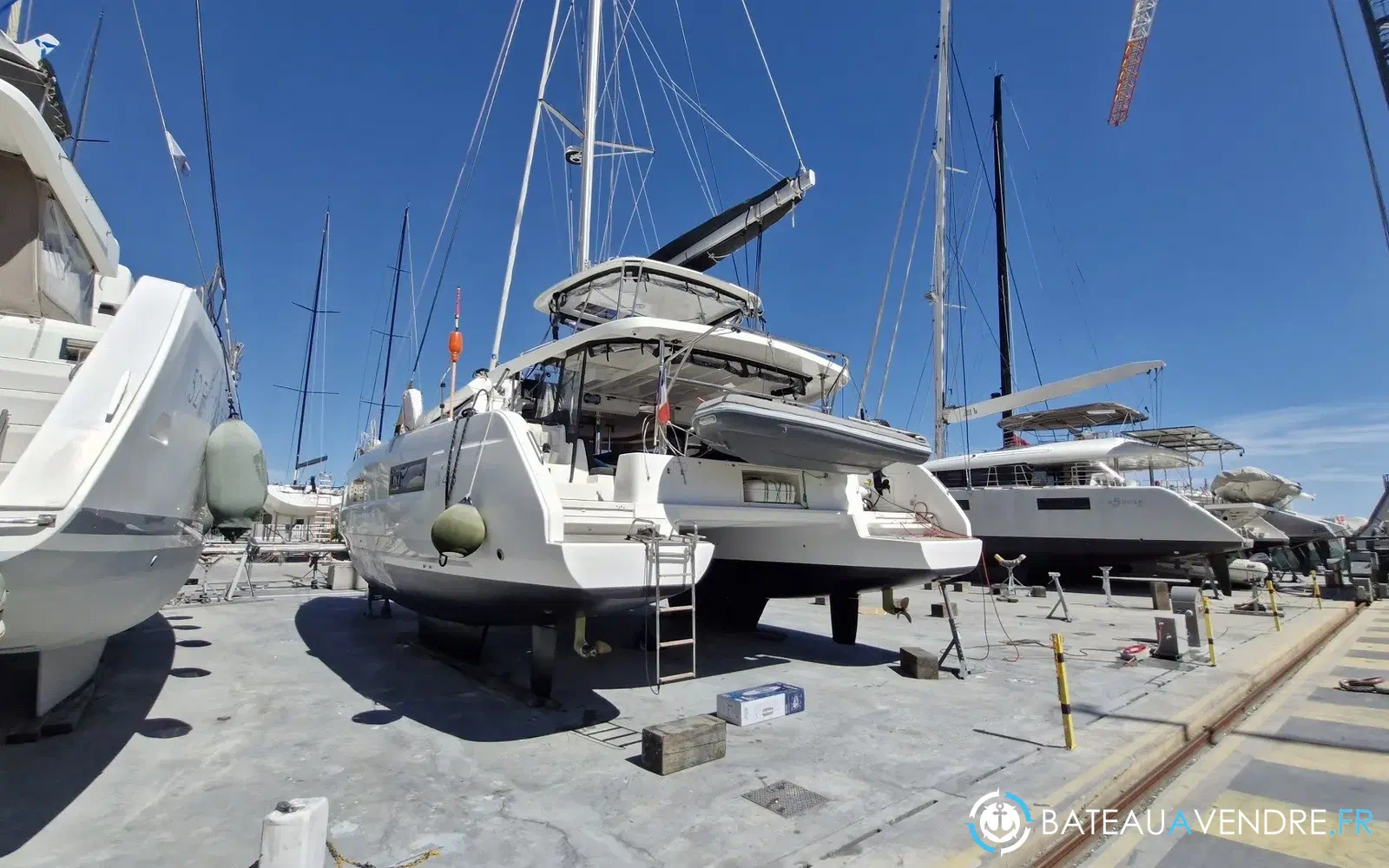 slider 39 Lagoon 46