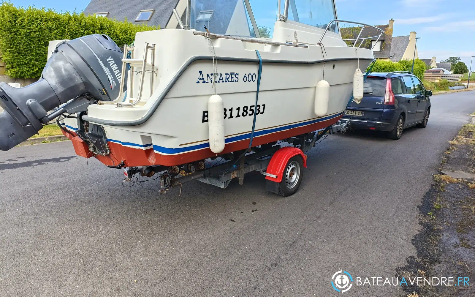 slider 1 Beneteau Antares 6 HB