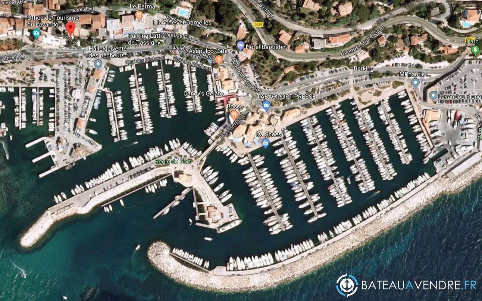 slider 0 Place de port le Lavandou 18.00m par 5.10m