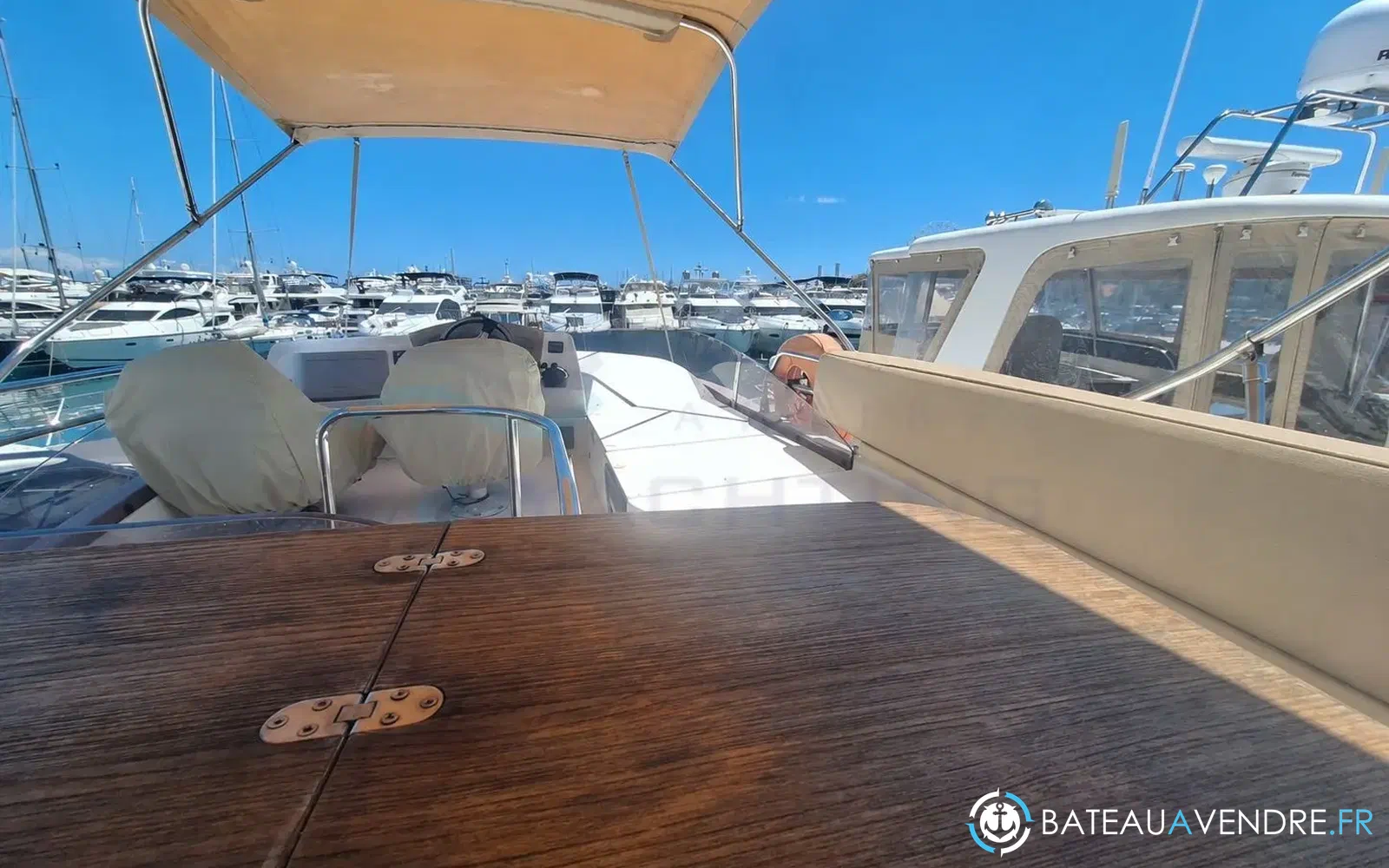 slider 15 Beneteau Monte Carlo 47 Fly