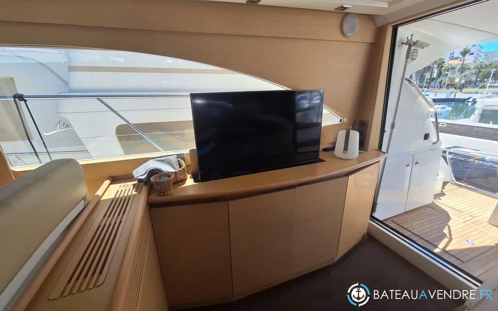 slider 18 Beneteau Monte Carlo 47 Fly