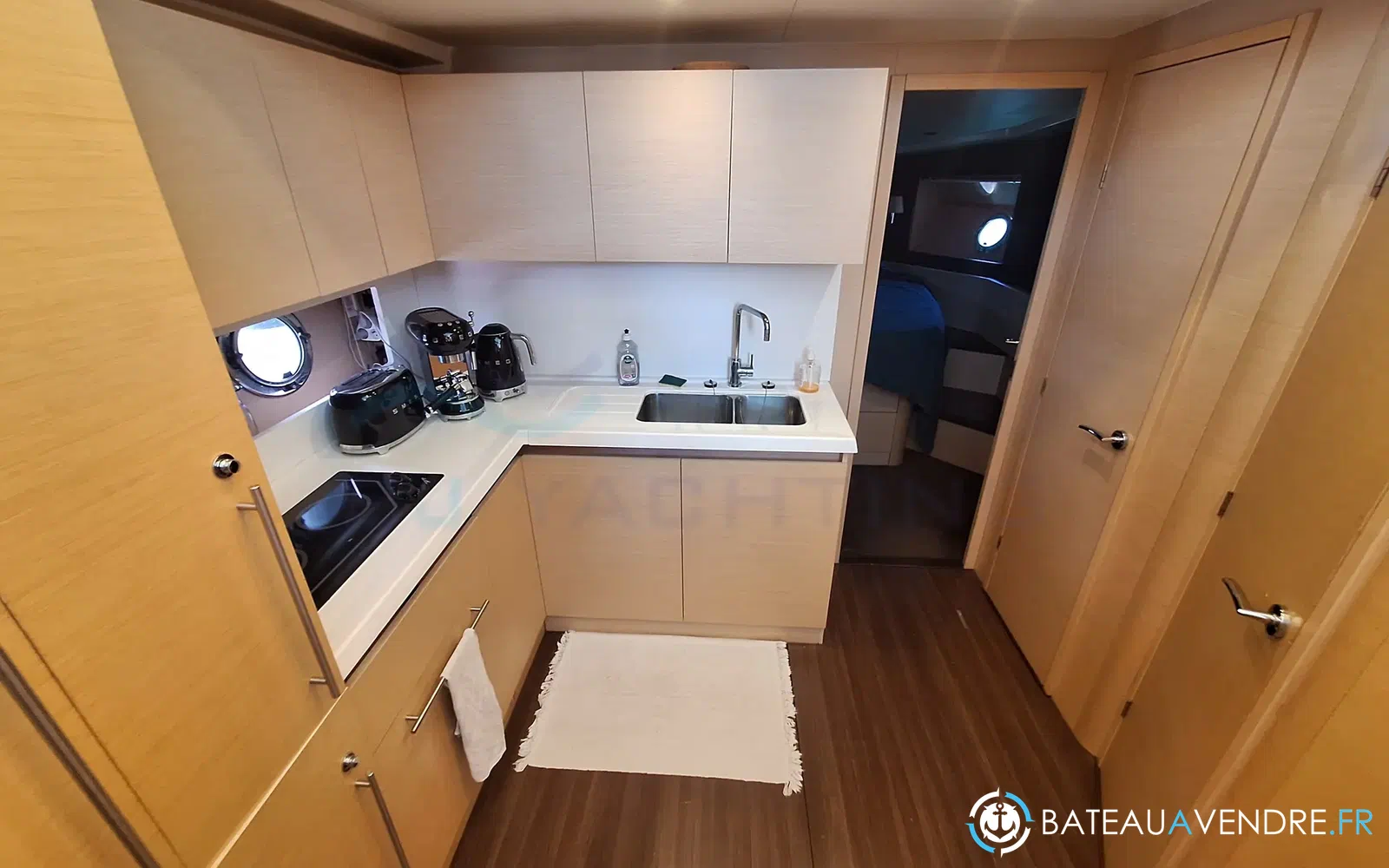 slider 23 Beneteau Monte Carlo 47 Fly