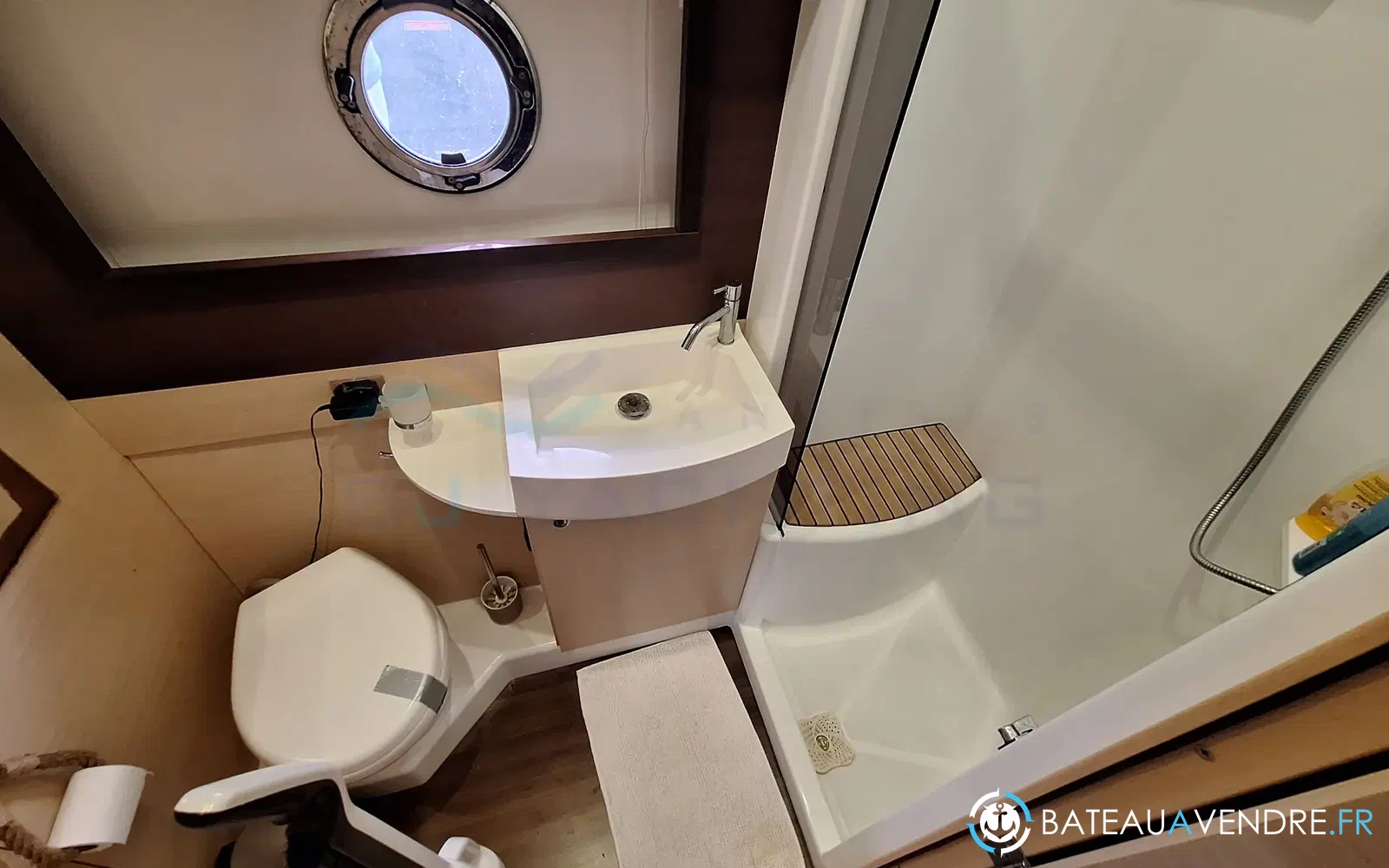 slider 29 Beneteau Monte Carlo 47 Fly