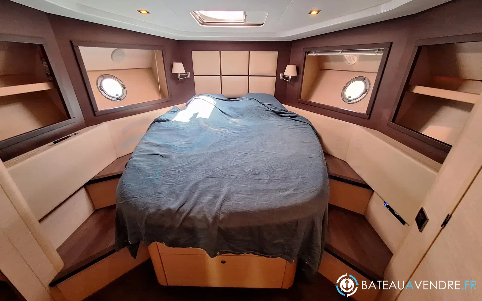 slider 30 Beneteau Monte Carlo 47 Fly