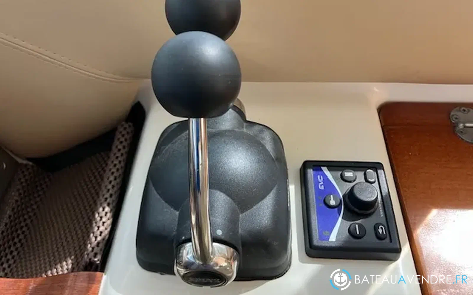 slider 14 Jeanneau Prestige 36