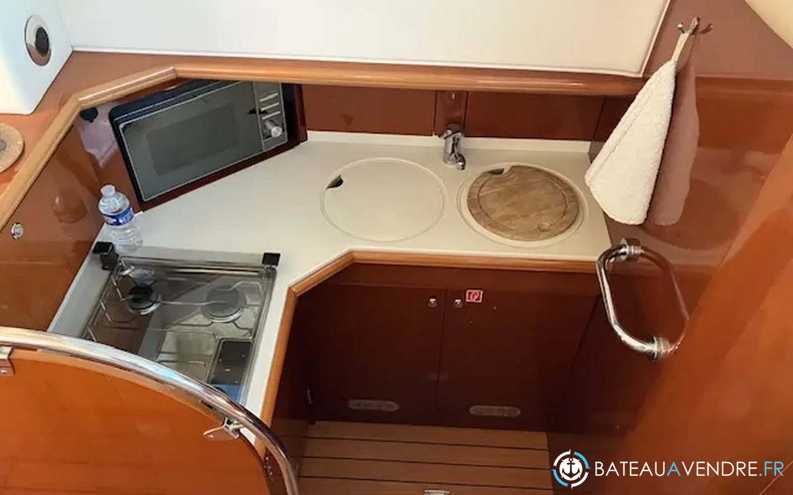 slider 16 Jeanneau Prestige 36