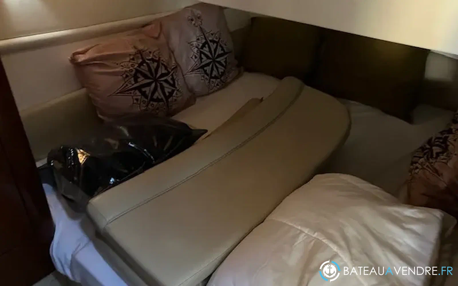 slider 22 Jeanneau Prestige 36