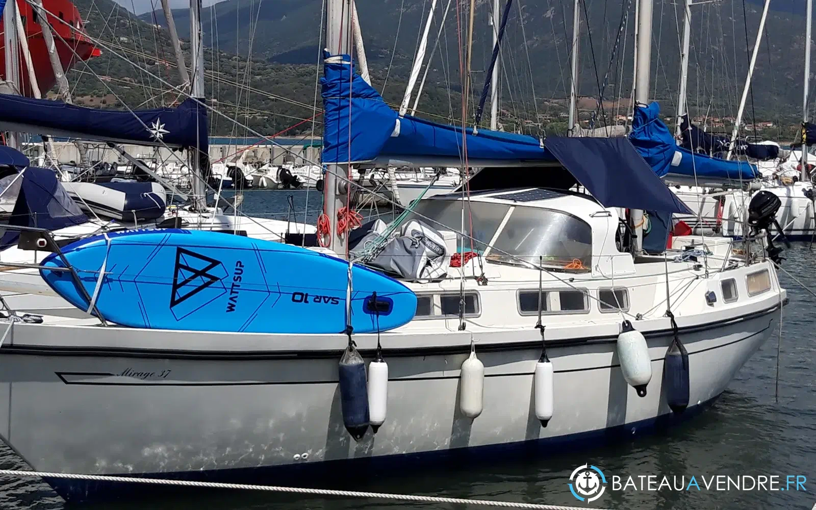 slider 4 Thames Marine Mirage 37