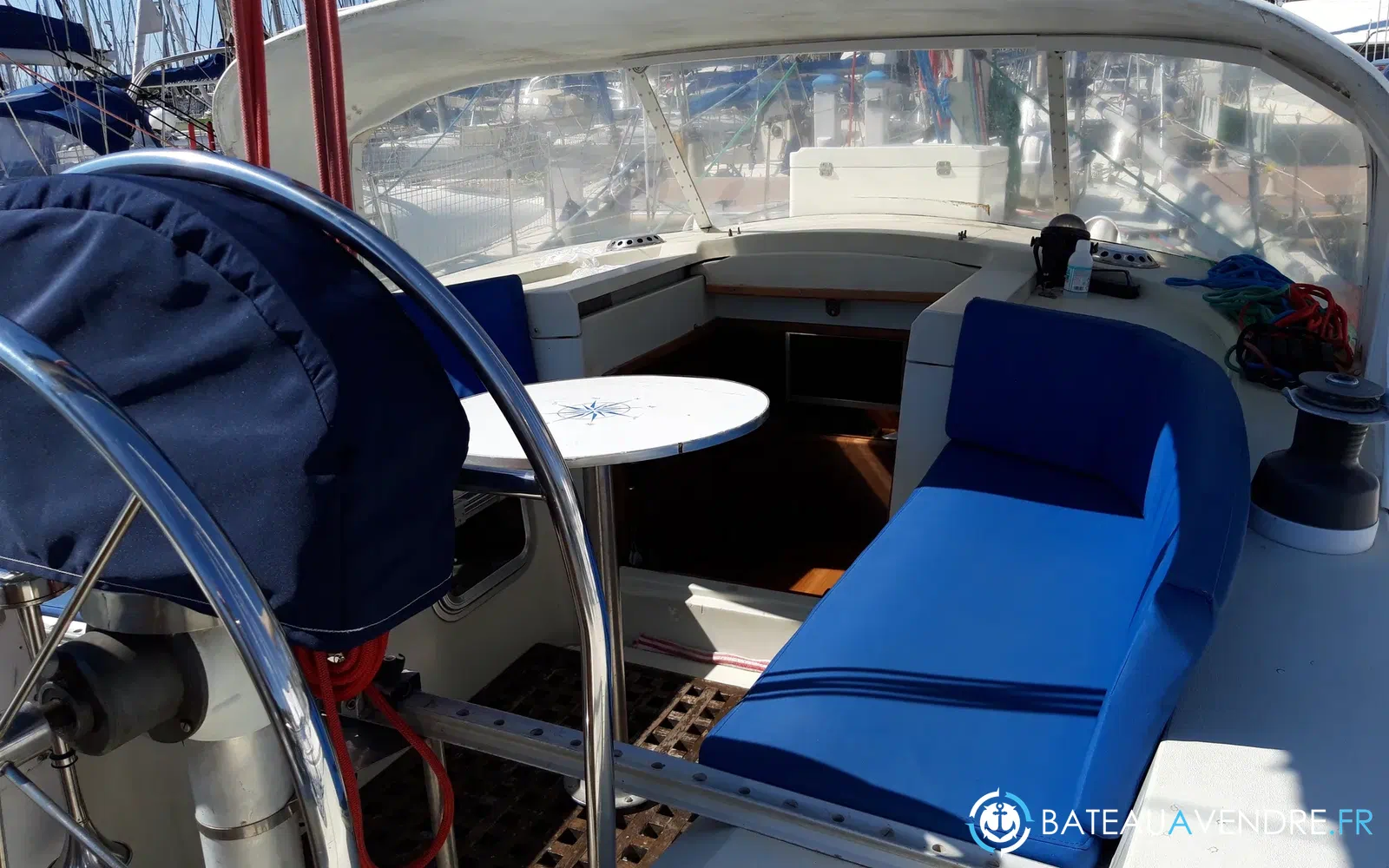 slider 3 Thames Marine Mirage 37