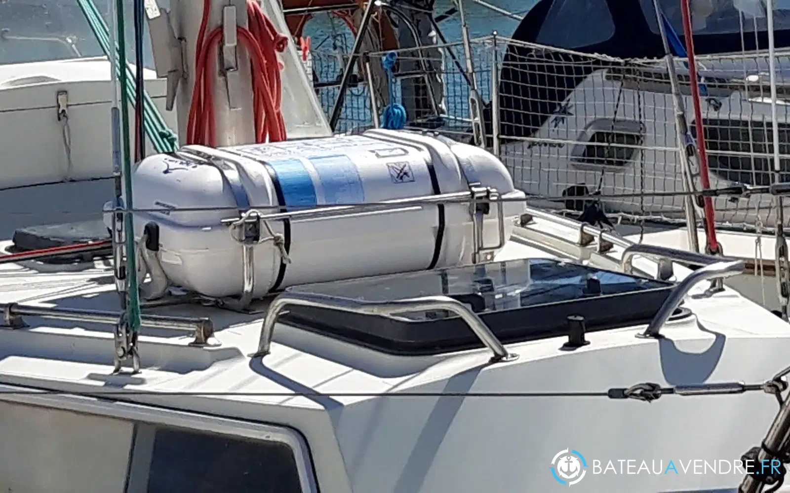slider 29 Thames Marine Mirage 37