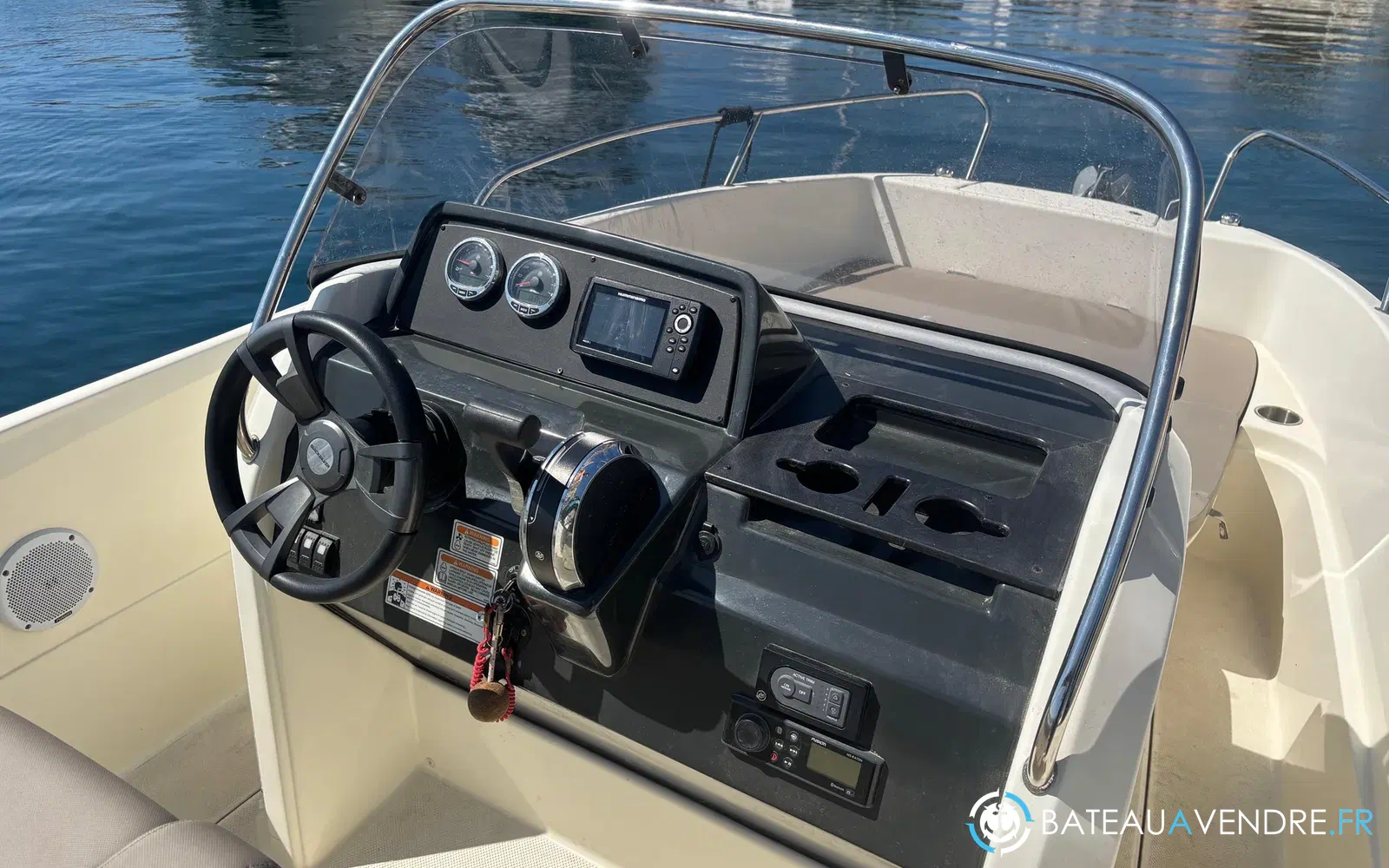 slider 8 Quicksilver Activ 605 Open