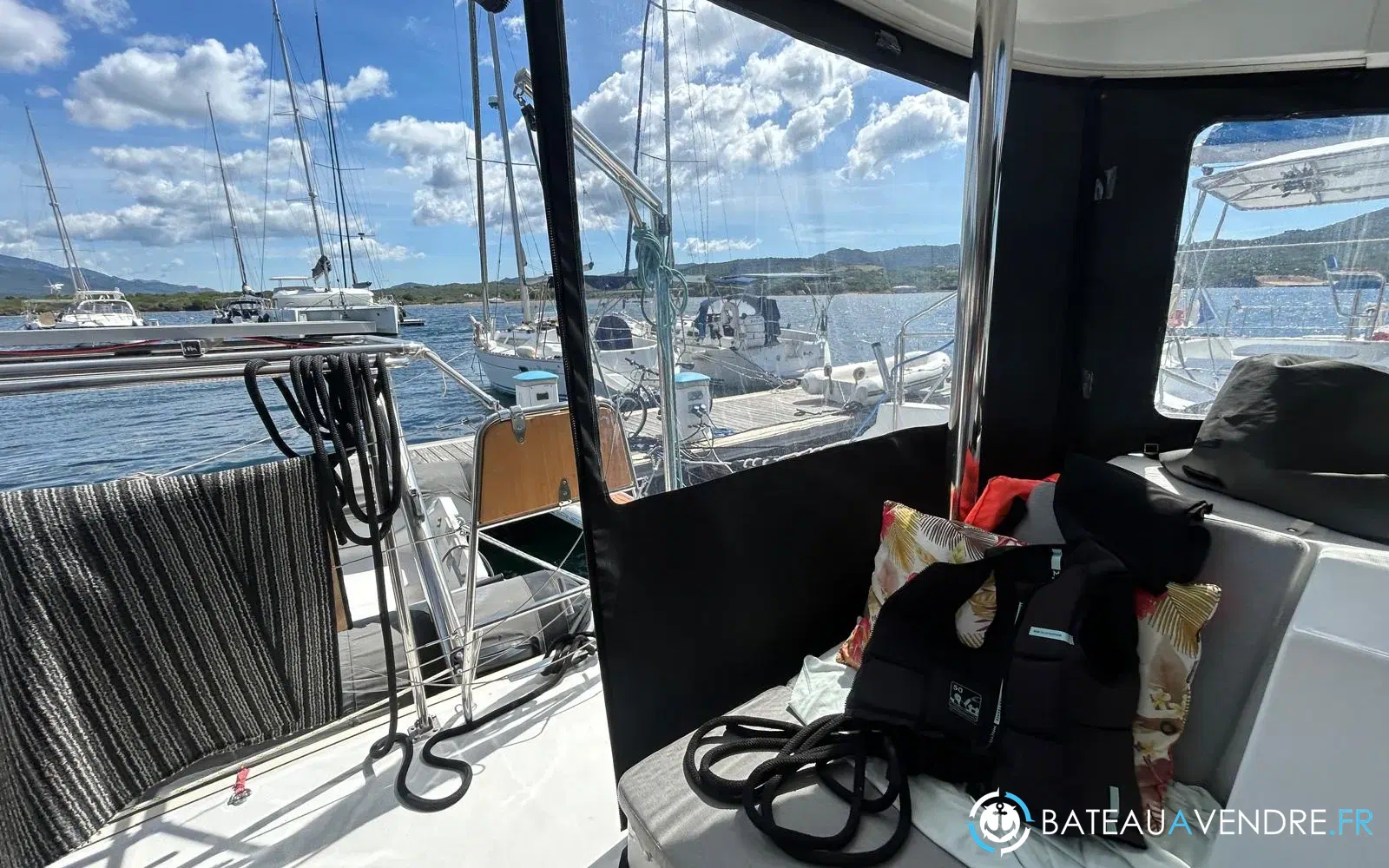 slider 9 Lagoon 400