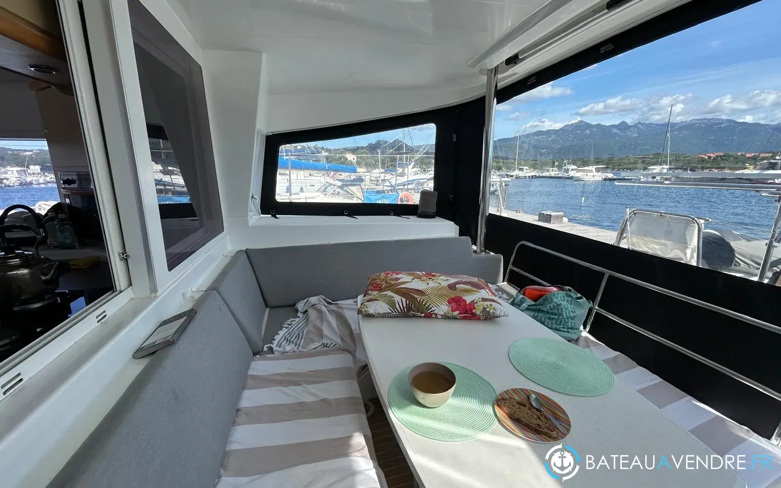 slider 12 Lagoon 400