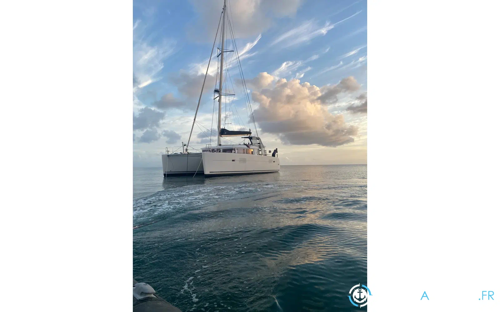 slider 1 Lagoon 400
