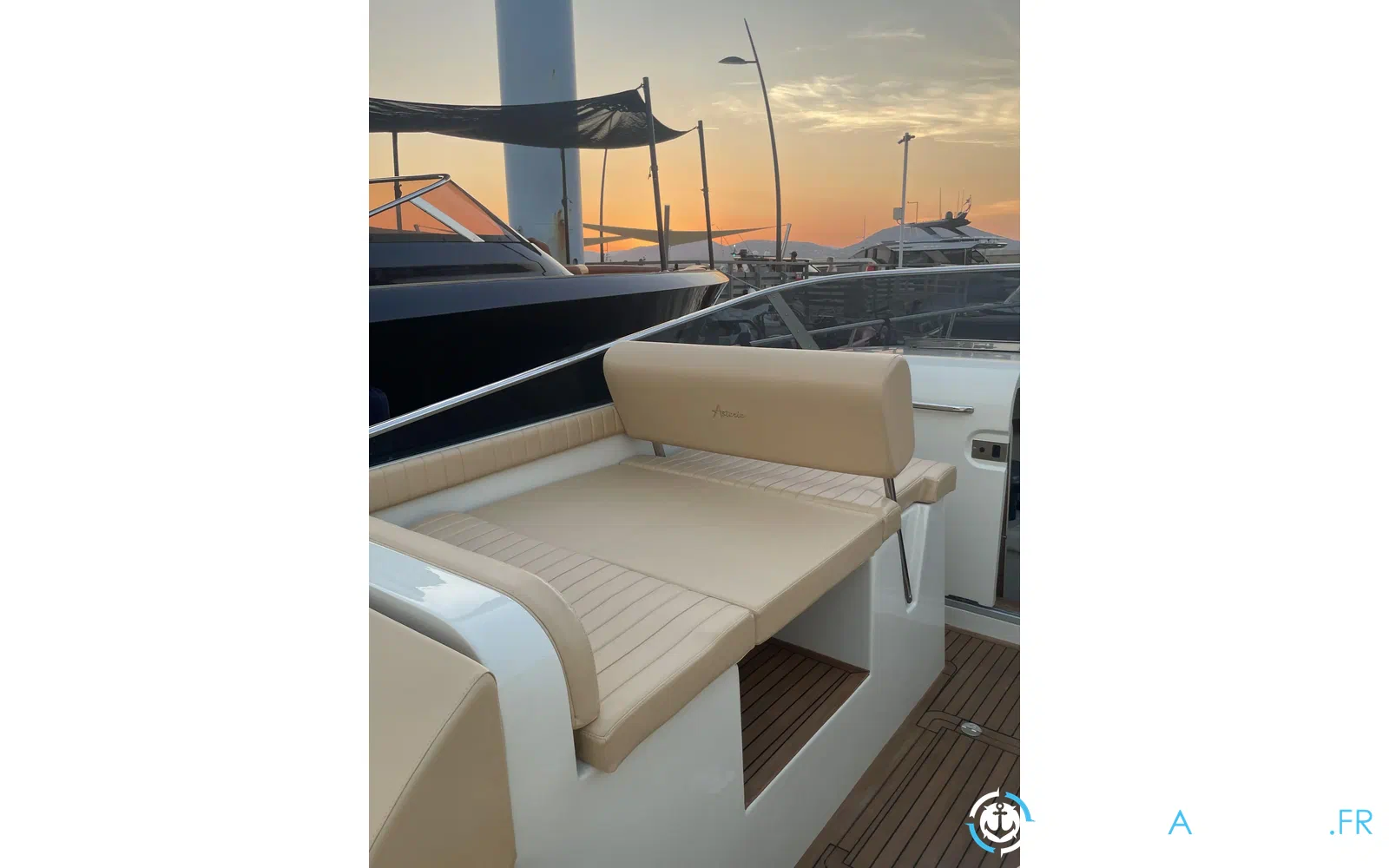 slider 12 Asterie 35 Day Cruiser