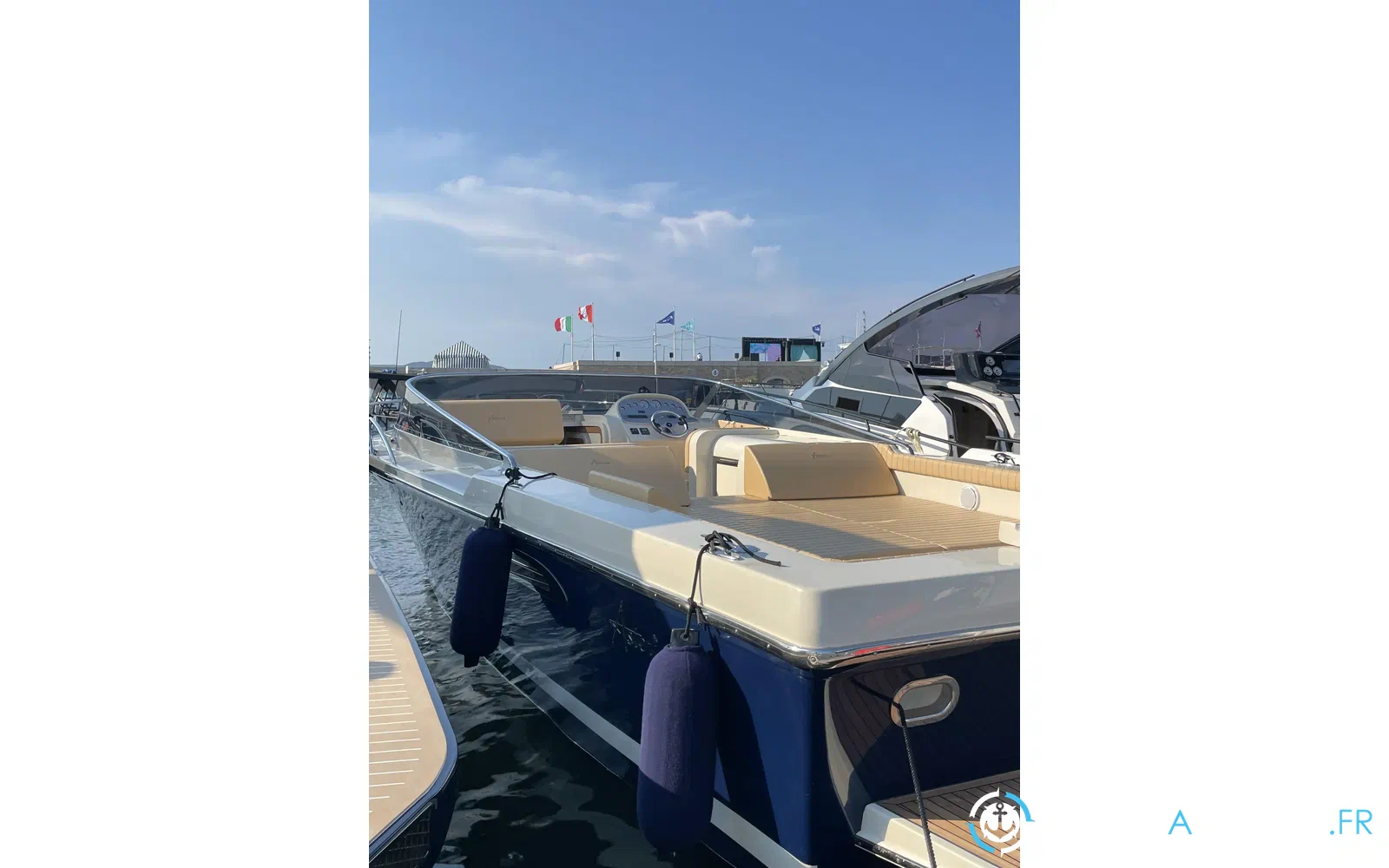 slider 3 Asterie 35 Day Cruiser