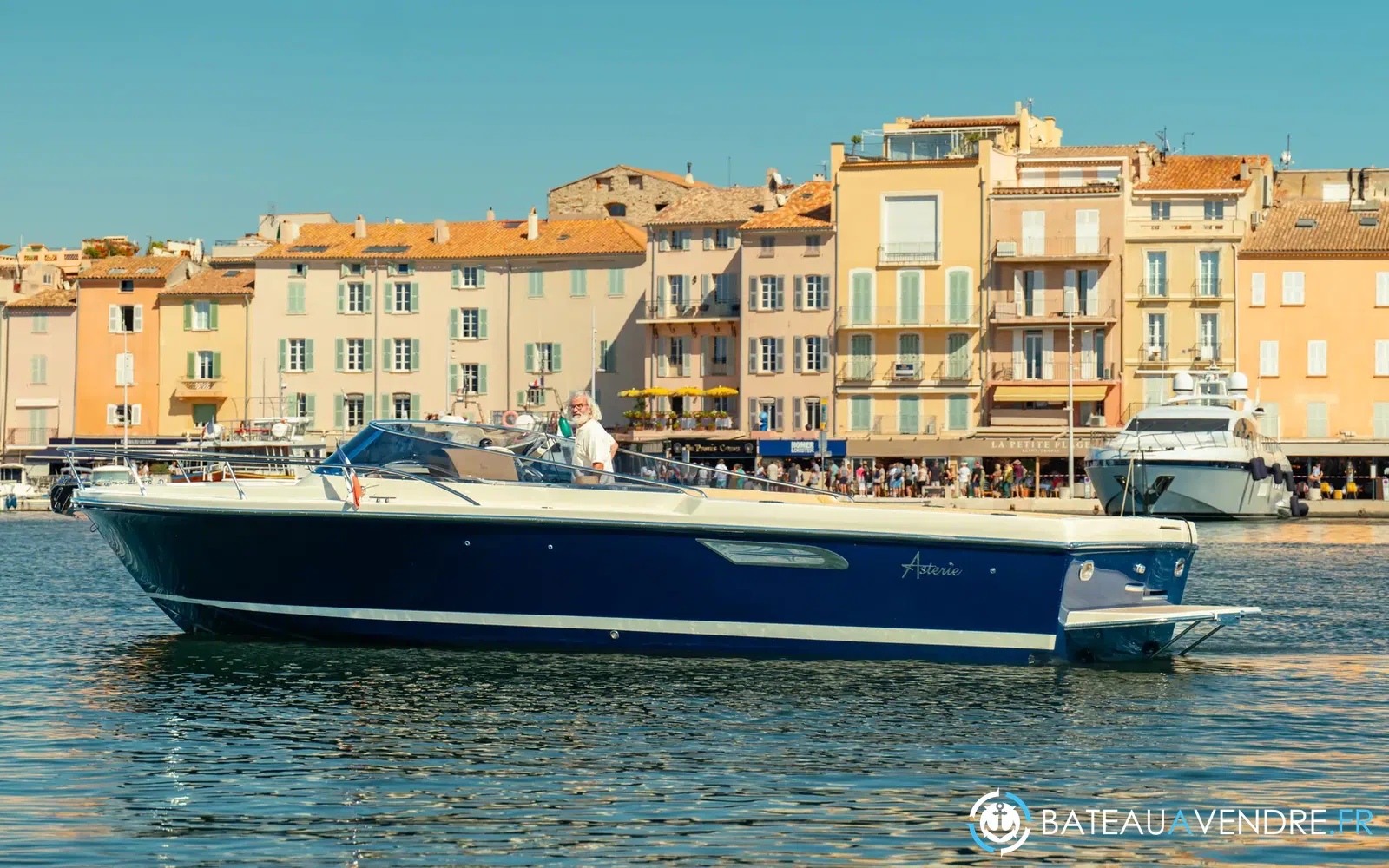 slider 0 Asterie 35 Day Cruiser